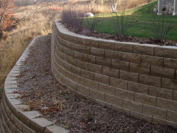 retaining walls by wolf landscaping